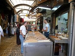 P1030335 shuk